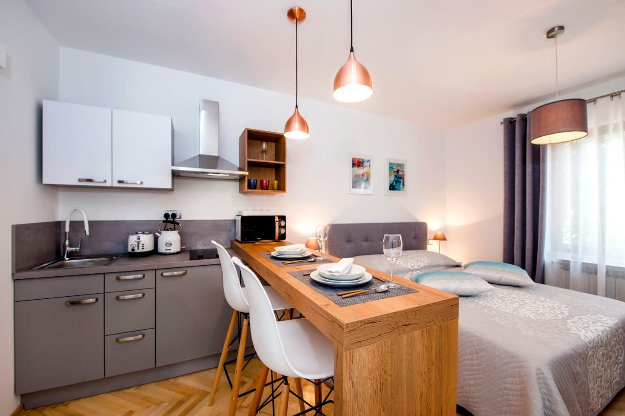 Studio Apartment Noah 로비니 외부 사진